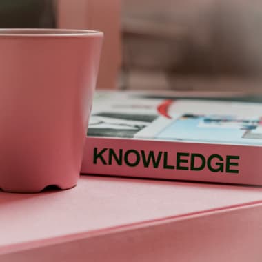 Knowledge Base vs Wiki Articles